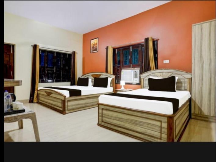 Rb Palace - Varanasi, Varanasi